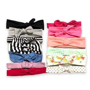 𝅺3/$30 BABY Girls bow headband hair accessories bundle of 13 Size 0-12 mos